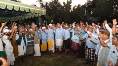 Calon gubernur (cagub) Bali Made Musyawarah Arya (De Gadjah) blusukan ke Kecamatan Payangan untuk menjemput dukungan dari relawan. (Ist)