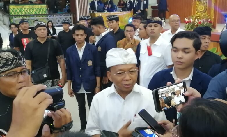 Calon gubernur (cagub) Wayan Koster usai Uji Publik Pilkada Bali 2024. (red)