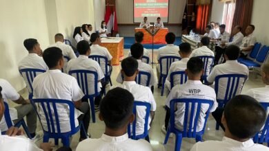 Lembaga Pemasyarakatan (Lapas) Kelas IIA Kerobokan, di bawah Kantor Wilayah (Kanwil) Kemenkumham Bali, kembali mengadakan Sidang Tim Pengamat Pemasyarakatan (TPP) ke-88 di Aula Utama Lapas Kerobokan, Rabu (23/10/2024)