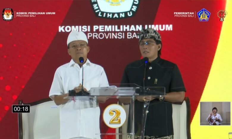 Pasangan calon (paslon) Gubernur dan Wakil Gubernur Bali nomor urut 2 Wayan Koster dan I Nyoman Giri Prasta (Koster-Giri) tampil apik dalam Debat Terbuka Perdana Pilkada Bali 2024 yang berlangsung Rabu (30/10/2024) malam di Denpasar.