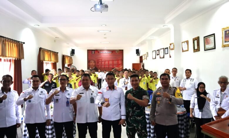 Program Rehabilitasi Sosial Lembaga Pemasyarakatan (Lapas) Kelas IIA Kerobokan resmi ditutup di Aula Lapas Kerobokan, Rabu (20/11/2024).