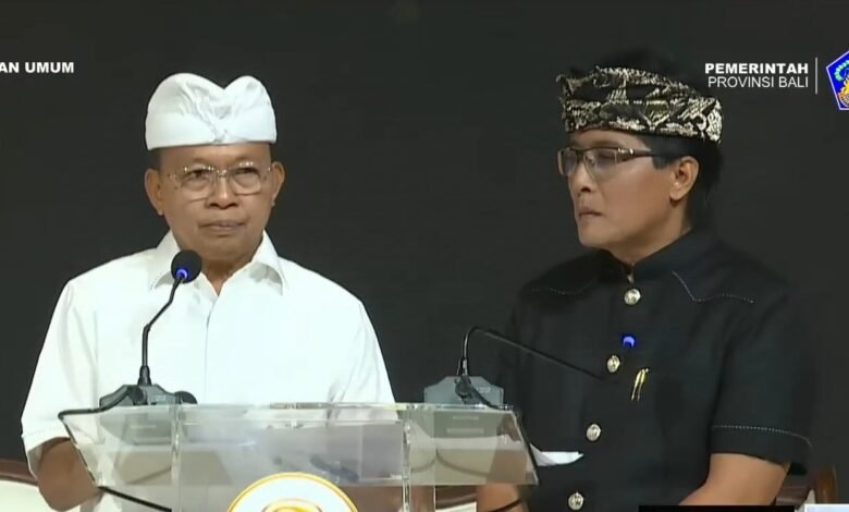 Wayan Koster dan I Nyoman Giri Prasta (Koster-Giri) saat debat ketiga Pilgub Bali, Rabu (20/11/2024). (Ist)