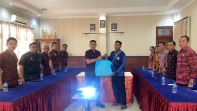 Lembaga Pemasyarakatan (Lapas) Kelas IIA Kerobokan berpartisipasi dalam Panen Raya dan Penyerahan Bantuan Sosial (Bansos) serentak yang diinisiasi oleh Menteri Imigrasi dan Pemasyarakatan (Menimipas), Agus Andrianto, Selasa (24/12/2024). (Dok/ist)