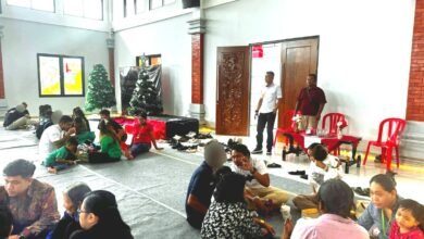 Lapas Kelas IIA Kerobokan menggelar kunjungan khusus bagi warga binaan beragama Nasrani dalam rangka menyambut Hari Raya Natal 2024, Kamis (26/12/2024). (Dok/ist).