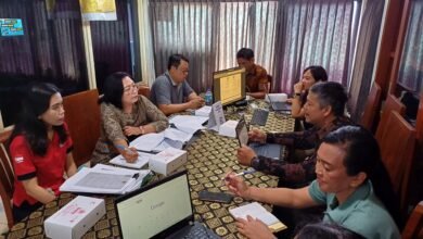 Suasana rapat pembahasan Rancangan Peraturan Bupati (Ranperbup) terkait Perjalanan Dinas Kabupaten Gianyar, di Ruang Rapat Bagian Hukum Sekretariat Daerah Gianyar, Jumat (7/2/2025). (Dok/ist).