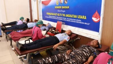 Suasana Donor Darah dalam rangka memperingati Hari Ulang Tahun (HUT) ke-79 Tentara Nasional Indonesia Angkatan Udara (TNI AU) yang jatuh pada 9 April 2025, Pangkalan TNI AU (Lanud) I Gusti Ngurah Rai di Gedung Serba Guna Bima Sakti, Rabu (26/2/2025). (Dok.ist).