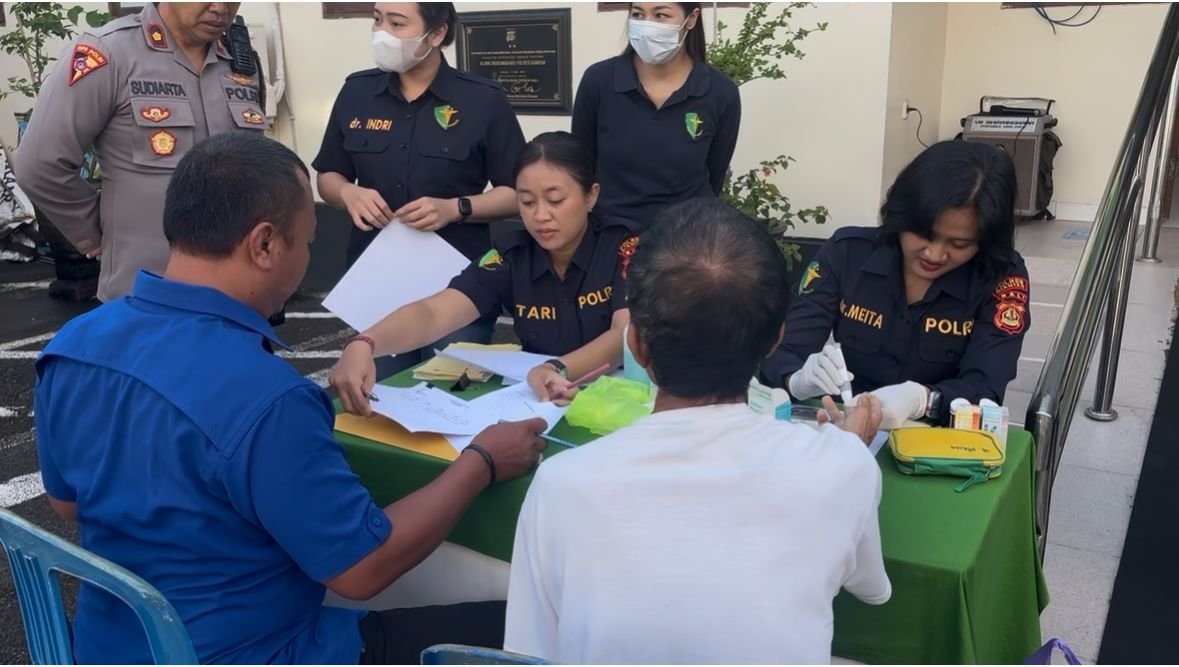 Kegiatan Skrining Diabetes Melitus di Klinik Polres Gianyar. (Dok.istimewa).