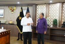 Menteri Imigrasi dan Pemasyarakatan (IMIPAS) RI Agus Adrianto dan Gubernur Bali Wayan Koster di Jakarta pada Selasa (23/9/2025). (dok.istimewa)