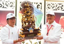 Wakil Gubernur Bali I Nyoman Giri Prasta secara resmi membuka Pekan Olahraga Provinsi (Porprov) Bali XVI Tahun 2025 di Stadion Ngurah Rai, Denpasar, Selasa (9/9/2025). (dok.istimewa)