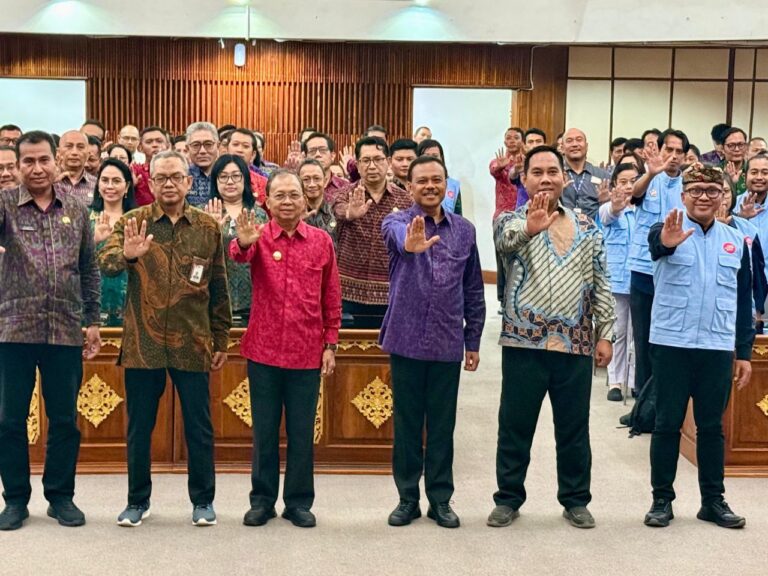 Sosialisasi Penguatan Integritas, Budaya Antikorupsi, dan Gratifikasi yang digelar di Gedung Wiswa Sabha Utama, Selasa (4/11/2025). (dok.istimewa)