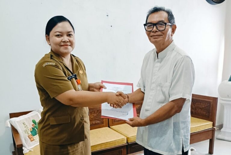Kerjasama Yayasan Tri Hita Karana bersama Bapelkesmas Bali atau Balai Pelatihan Kesehatan Masyarakat, pada Rabu (7/1/2026) di ruang pimpinan UPTD Bapelkesmas Bali. (dok.istimewa)