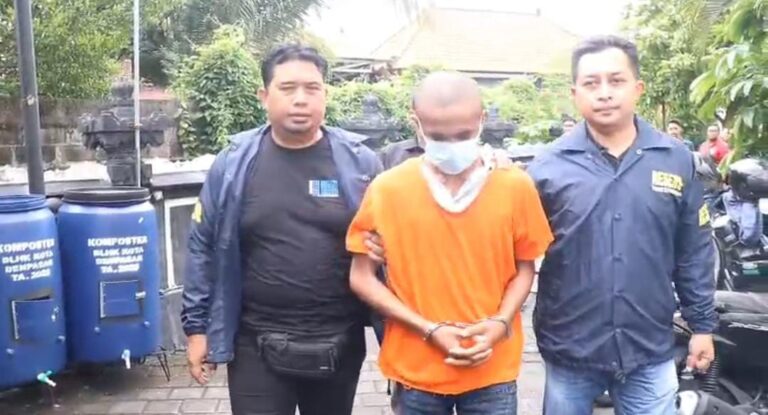 Salah satu pelaku pembegalan yang diamankan kepolisian Denpasar Barat. (dok.istimewa)