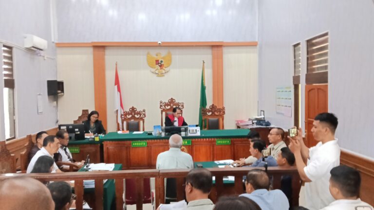 Suasana sidang praperadilan Kakanwil BPN Bali di Pengadilan Negeri Denpasar, Selasa (3/2/2026). (Dok. Realitas Bali)