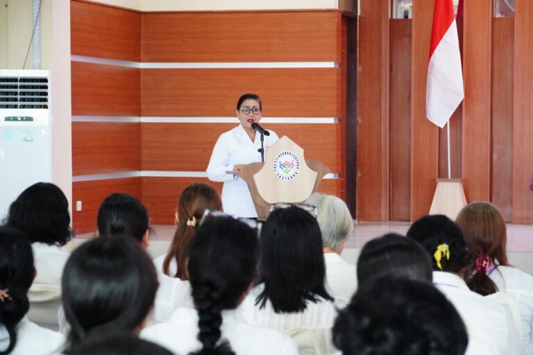 Ketua Tim Pembina Posyandu Provinsi Bali Putri Koster buka kegiatan Bina Posyandu 2026. (dok: istimewa)