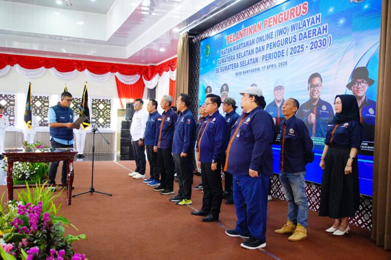 Suasana pelantikan pengurus PW IWO Sumsel dan sejumlah PD di Sumsel. (Dok: Istimewa)