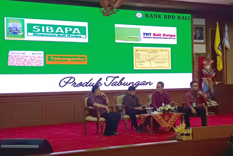 Bank BPD saat memberikan paparan dalam Workshop Literasi Digital yang digelar Serikat Siber Indonesia (SMSI) Badung pada Selasa (21/4/2026) di Puspem Badung. (dok: istimewa)