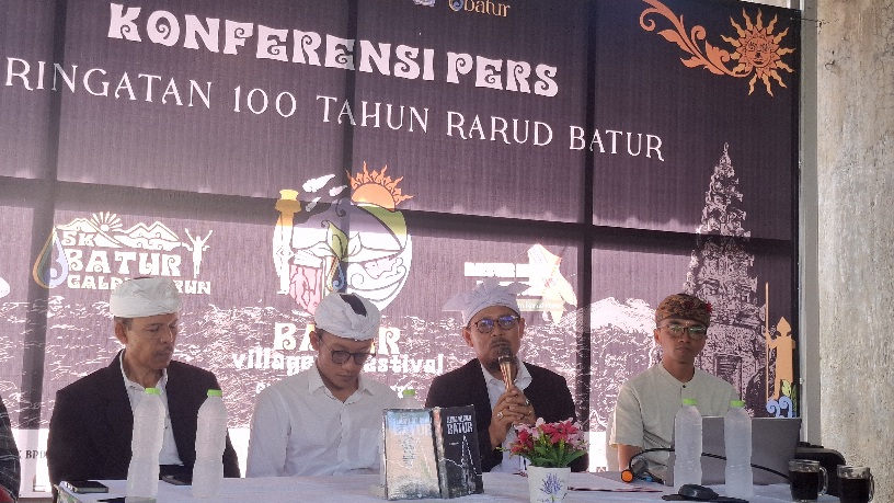 Suasana konferensi pers peringatan 100 tahun Rarud Batur. (dok: Rahma)