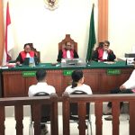 Suasana sidang keempat perkara narkotika dengan terdakwa RU di Pengadilan Negeri (PN) Denpasar, Kamis (1/10/2026). (dok: redaksi)