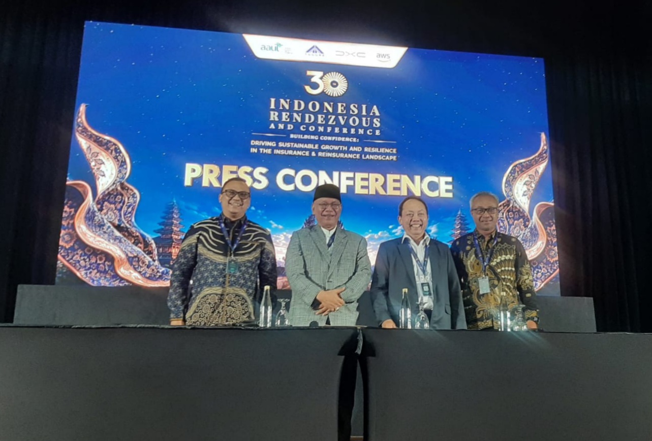(Foto dari kiri ke kanan) Muhammad Iqbal, Budi Herawan, Heri Supriyadi dan Cipto Hartono, dalam diskusi The 30th Indonesia Rendezvous 2026, Rabu (14/10/2026). (dok: istimewa)