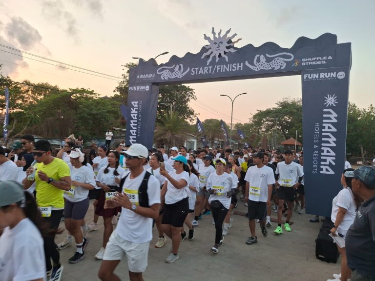 Mamaka Hotels & Resorts menggelar Mamaka Fun Run Vol. 3 di Pantai Kuta, Bali, Minggu (18/10/2026). (dok: istimewa)